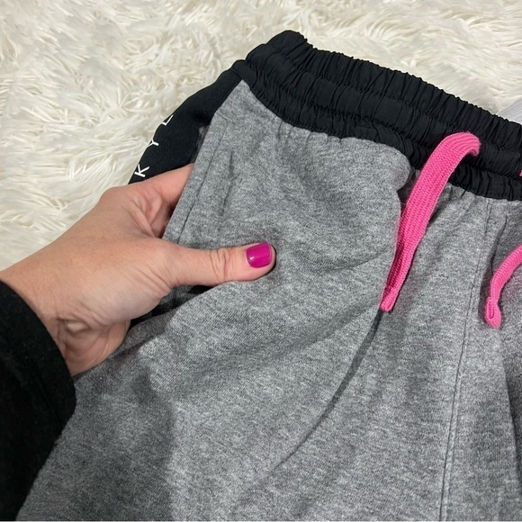 Nike Hybrid Kylian Gray Girls Jogger Sweatpants Size Large - Picture 11 of 16